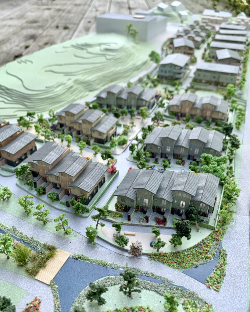Modell av Ballerud hageby i skala 1:400. Laget av Skalpell Modellverksted.